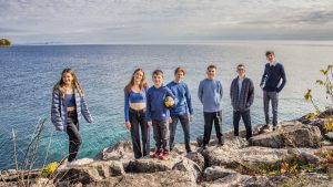 seven kids at oakville waterfront photo session